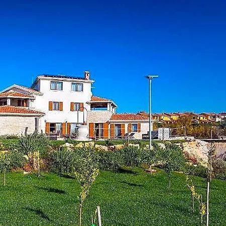 San Lorenzo Villa Brtonigla